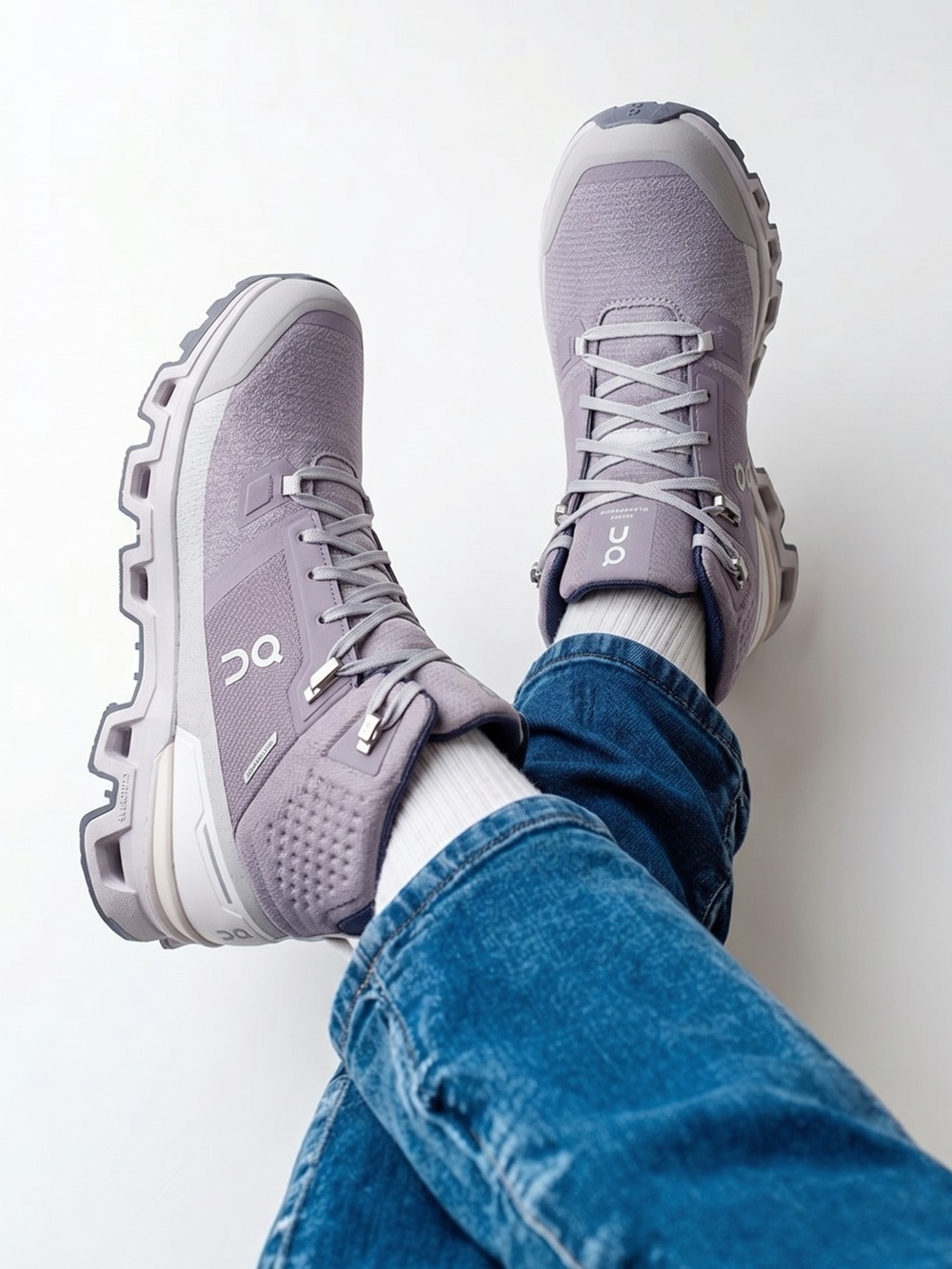 On Running Women size 9.5 Cloudrock Waterproof Mid-Top Hiking Boot Lavender Gray - Picture 13 of 14
